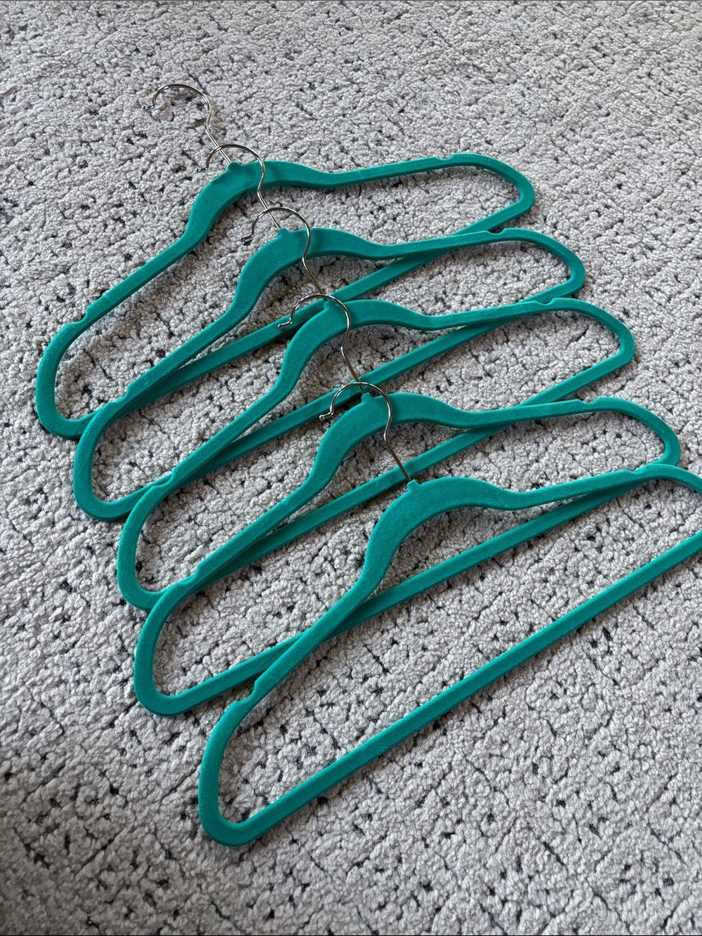Teal Non-Slip Velvet Clothes Hangers - Set of 10 - Picture 5 of 7